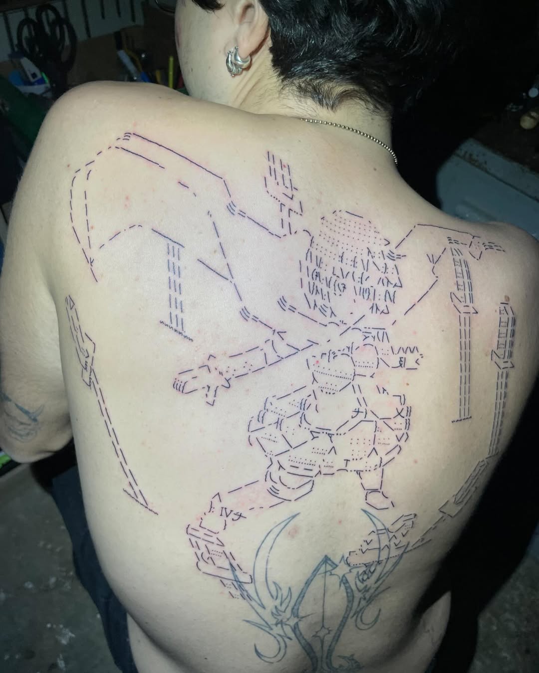 Tatouage ascii manga dos